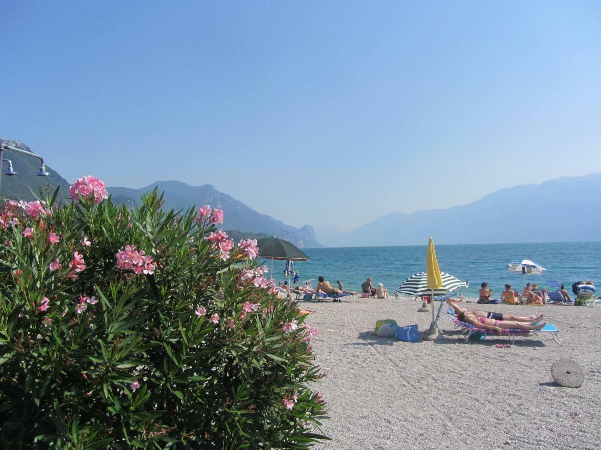 Brezza Di Lago Salò Екстериор снимка